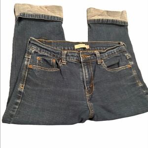 Levi’s Cuffed Capris Size 6 Jean